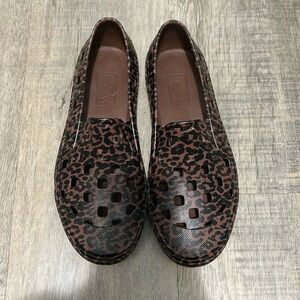 Vans leopard slip ons